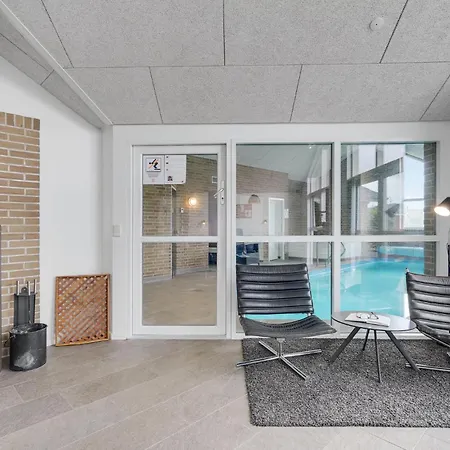 In Haderslev With Sauna 度假居