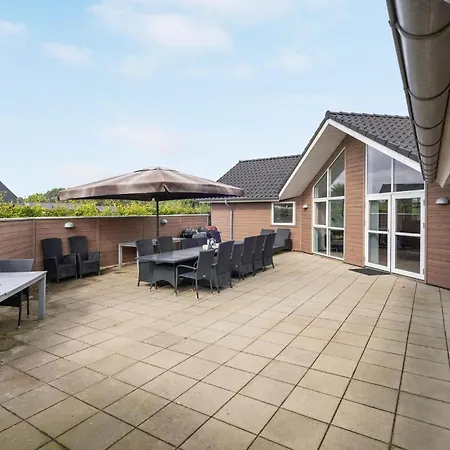 In Haderslev With Sauna 度假居