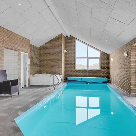 度假居 In Haderslev With Sauna *